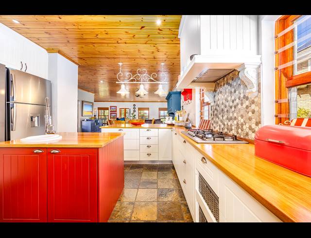 4 BEDROOM HOUSE FOR SALE IN VIERLANDEN